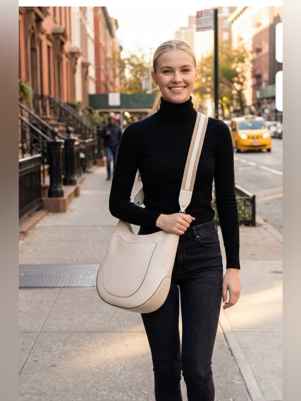 Henri Bendel Neutral Pebbled Leather Messenger | Crossbody | Collector